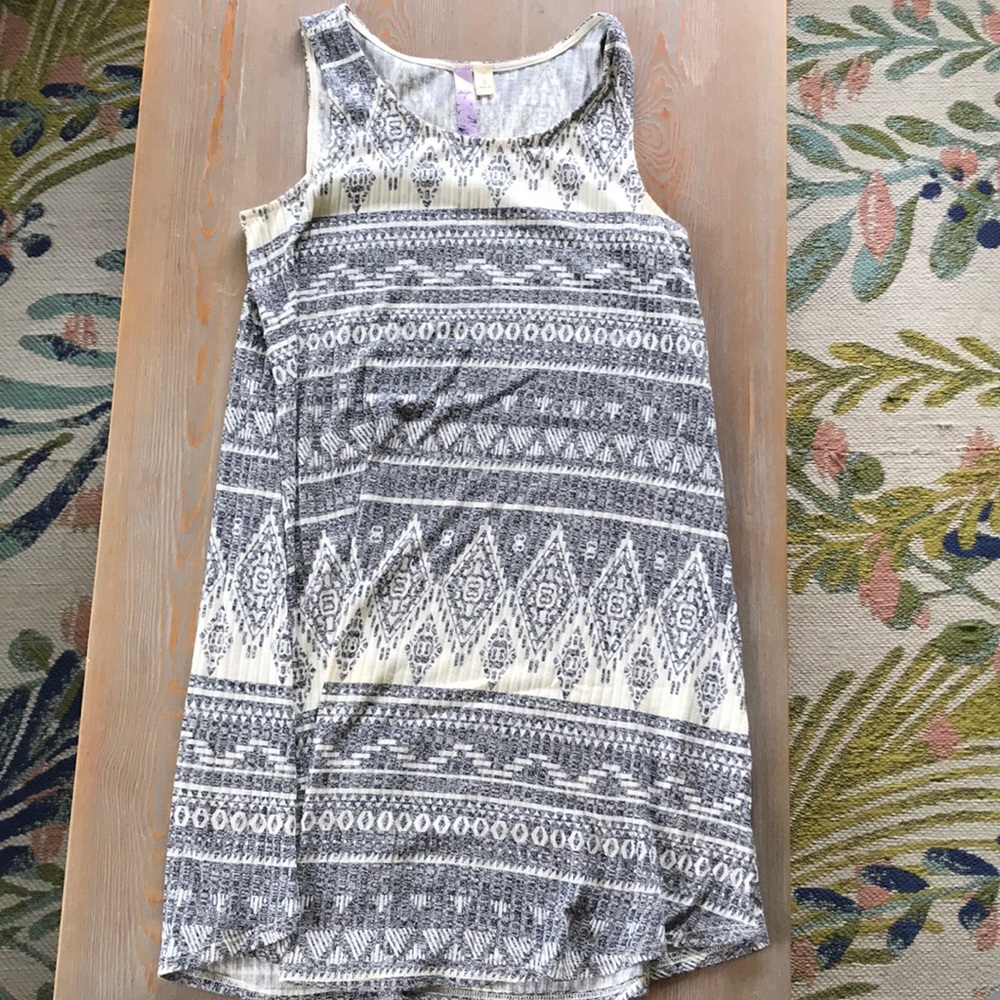 DRESS BUNDLE - Picture 3 of 3